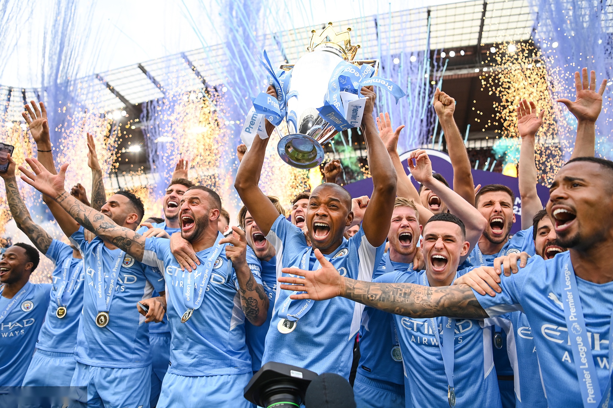 我们可以结 我们可以结